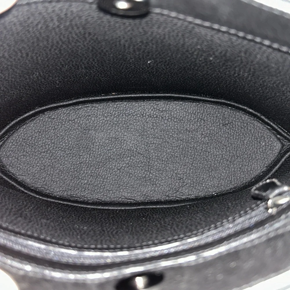 Bambas Work of Art Leather Shoulder Bag - Picture 11 of 12